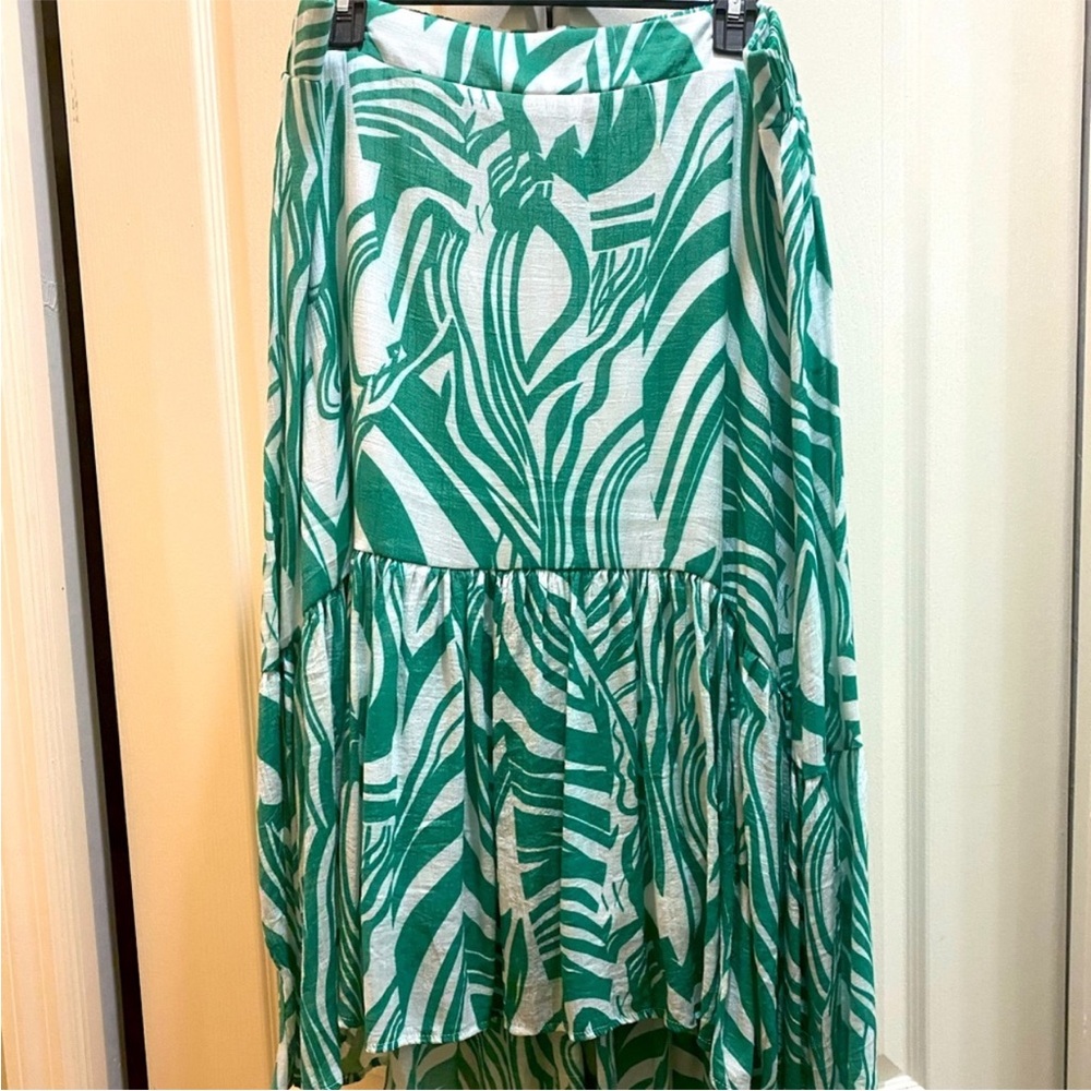 Mlle Gabrielle High- low Skirt